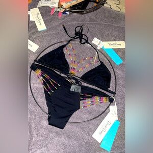 Beach Bunny Bikini “Out of your League” New with tags attached. size M